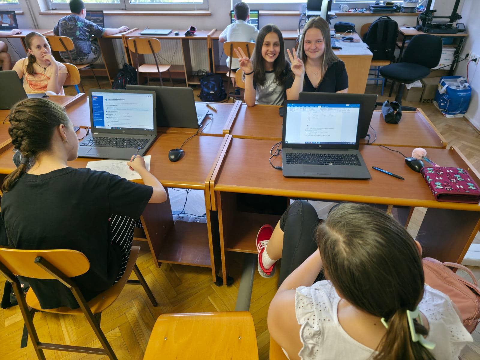 Galerija rada Školski organizator 2